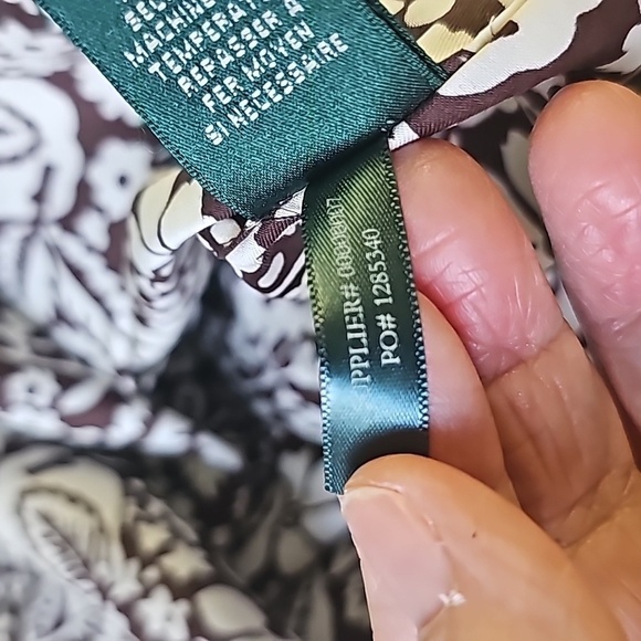 RALPH LAUREN, NWT brown tropical print women's button-down blouse. Size XL - Picture 12 of 12